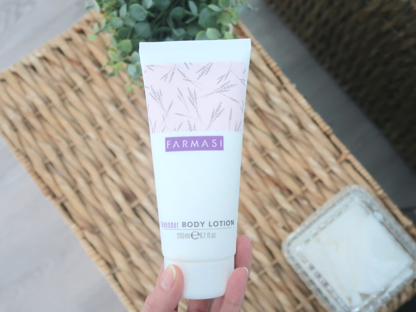 Calming Lavender Body Lotion with 100% Lavender Oil – Hydrating Skincare for Relaxation & Sleep
