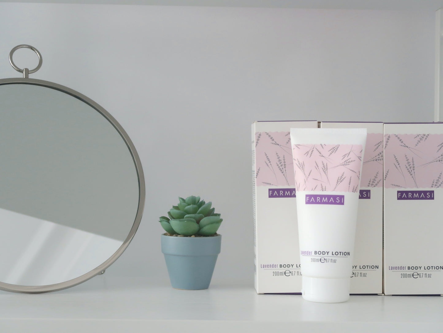 Calming Lavender Body Lotion with 100% Lavender Oil – Hydrating Skincare for Relaxation & Sleep